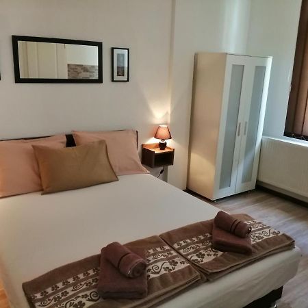 Apartments Victoria 022 Vrdnik Ngoại thất bức ảnh