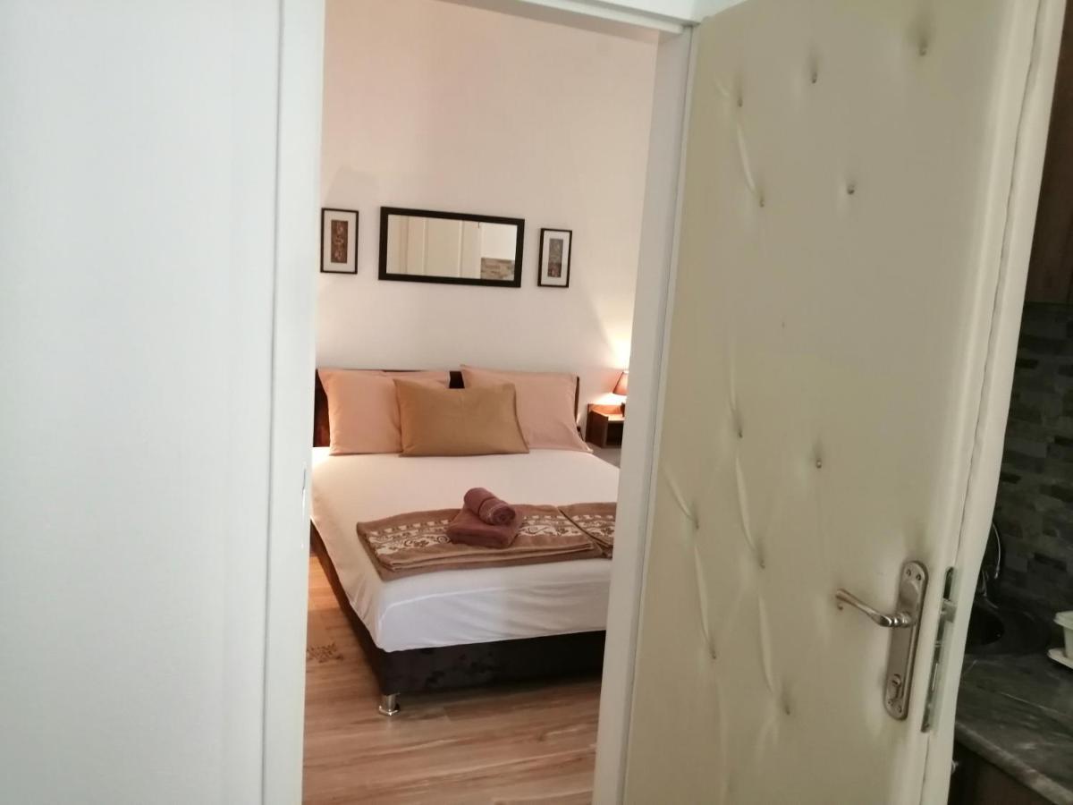 Apartments Victoria 022 Vrdnik Ngoại thất bức ảnh
